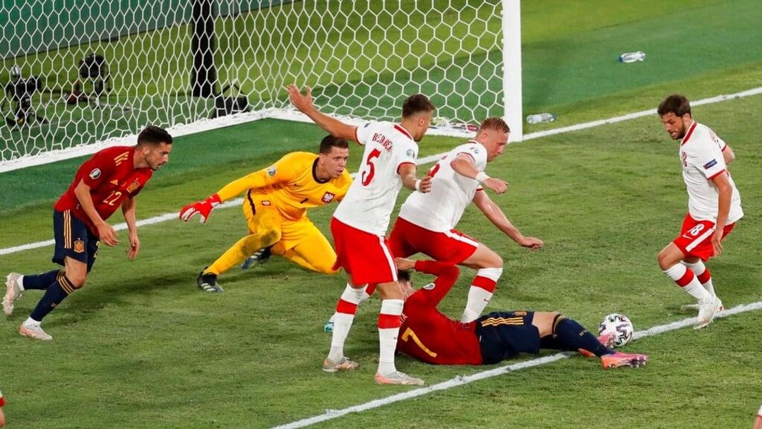 Selección de fútbol de España nije pobijedio u oba kola